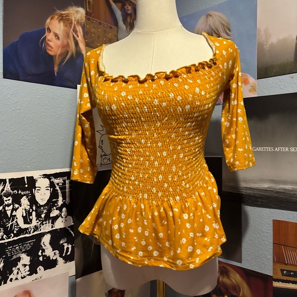 Justify Yellow Off The Shoulder Top - Picture 1 of 3